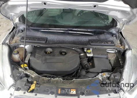 2017 Ford Escape Titanium из США, поврежденный, VIN 1FMCU9J9XHUB33366